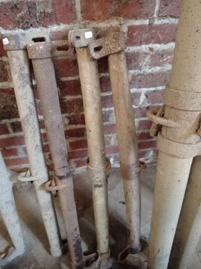 Pair of small drawbars.