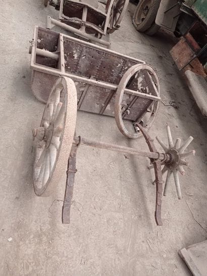 Chariot hippomobile, modèle If 9, à essieu...