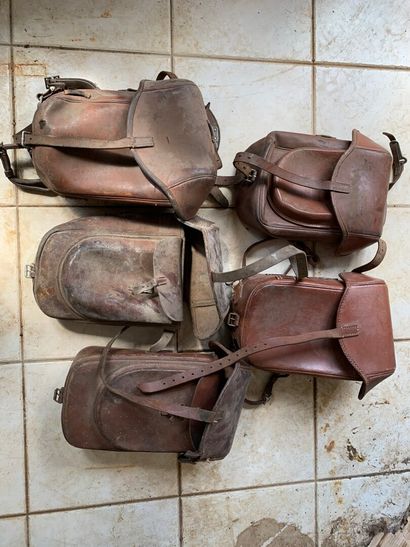 Lot of 5 cavalry fonts.