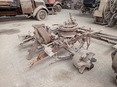 Front axle with two hubs.