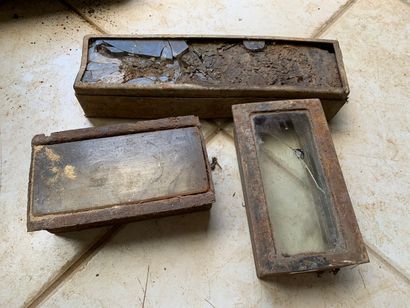 Set of 3 armored vehicle optics. In the ...