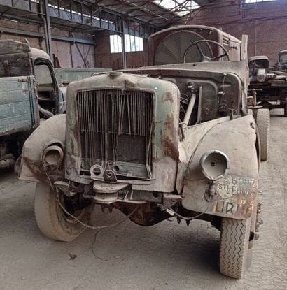 Remaining KHD (Klöckner-Humboldt-Deutz) flatbed...