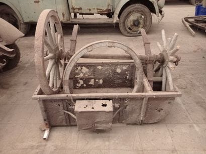 Chariot hippomobile, modèle If 9, à essieu...