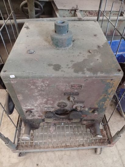 Firing computer for anti-aircraft battery,...
