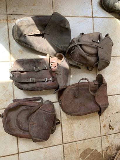 Lot of 5 cavalry fonts.