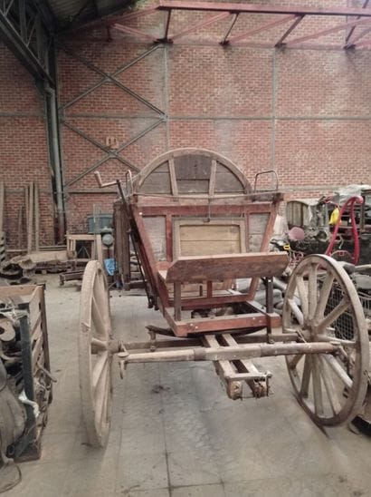 Chariot hippomobile, modèle HF1, à quatre...
