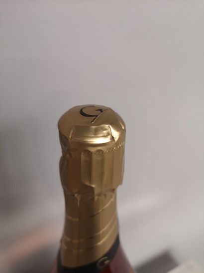 12 bottles CHAMPAGNE GREMILLET Rosé d'assemblage



Lot...