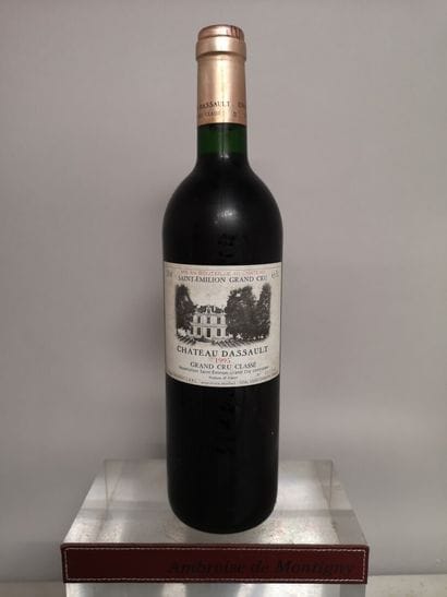 1 bottle Château DASSAULT - Saint Emilion...