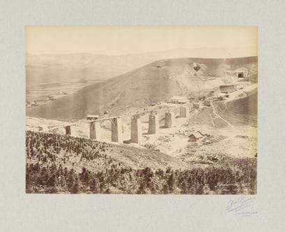 Studio GEISER à Alger 

Chemin de fer de...