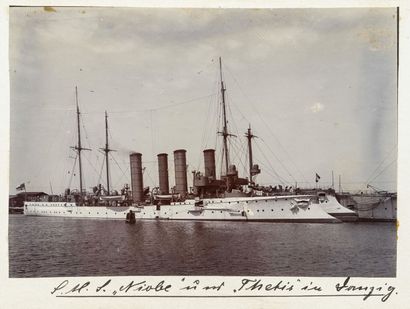 German officer of the German corvette NIOBE

VOYAGE...