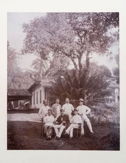 Young Dutch traveller

EXPEDITION AND STAY,...