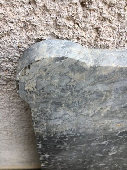 Marble of secretary 2

W. 39, H. 94, D. 2,5...