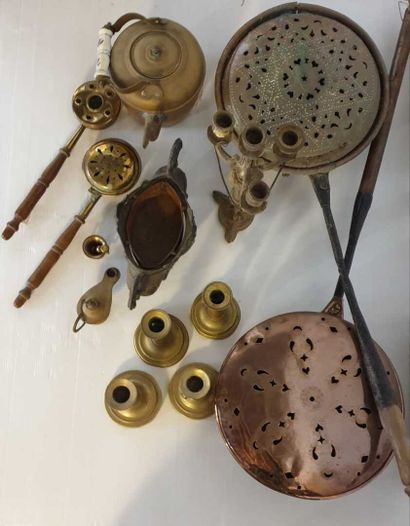 MANNETTE of copper including two basins,...