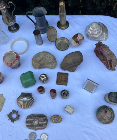 HANDKERCHIEF of various small trinkets such...