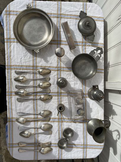 TIN HANDKERCHIEF, including numerous pieces...