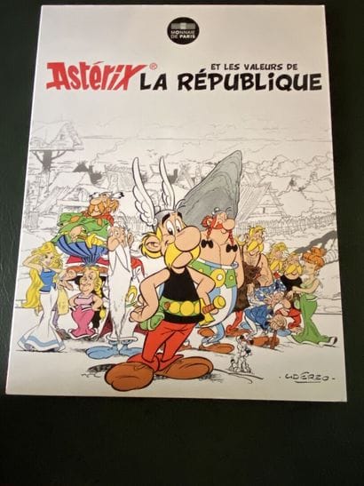 Three booklets - Monnaie de Paris 

- 12...