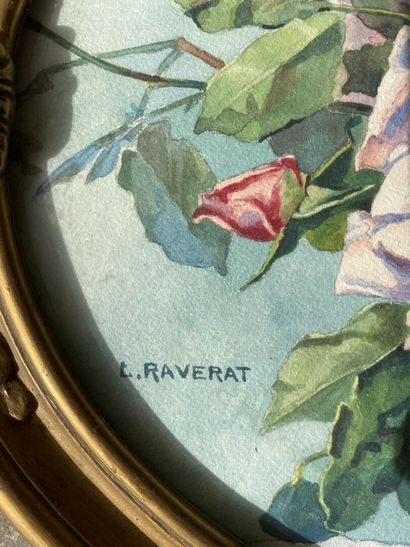 L. RAVERAT

Bouquets de roses formant pendant....