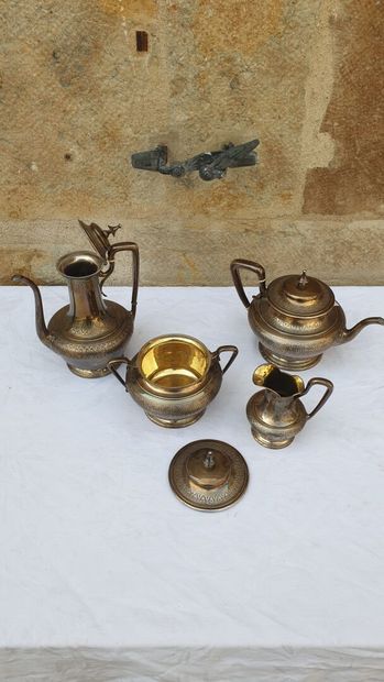 Coffee and tea set in silver, Minerve mark.

Including...