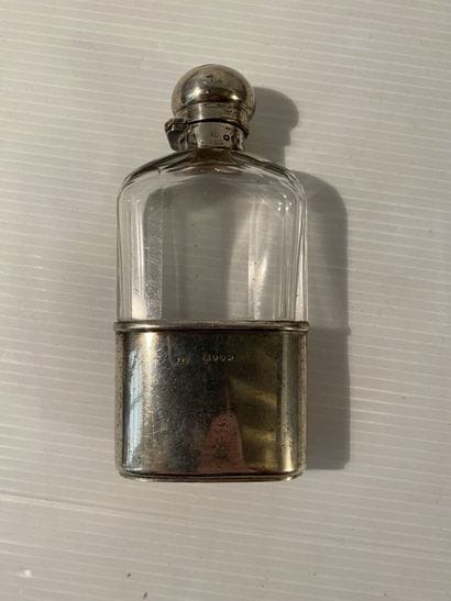 English work, 19th century

Toiletries set...