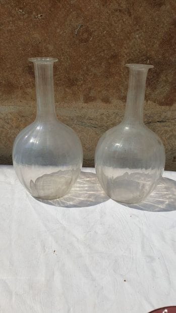 Lot of glassware including :

- a DAUM vase...