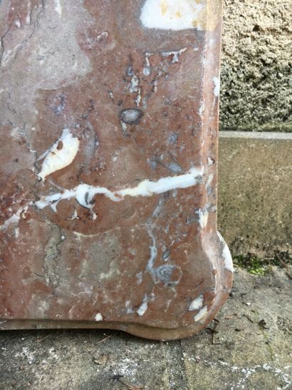 Marble of secretary 3

W. 39, H. 96, D. 3...