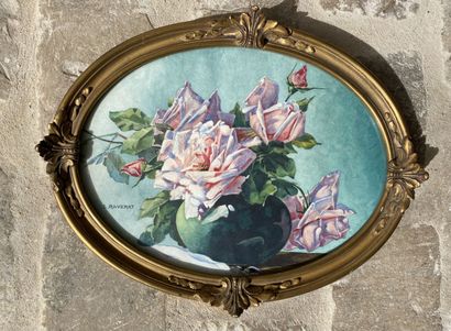 L. RAVERAT

Bouquets de roses formant pendant....