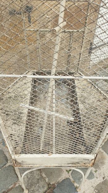 Bird cage, late 19th century.

H. 225, D.71...