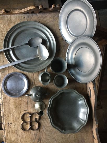 Lot of silver, silver plated and pewter utensils...