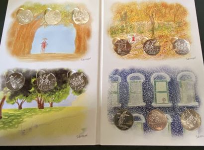 Three booklets - Monnaie de Paris 

- 12...