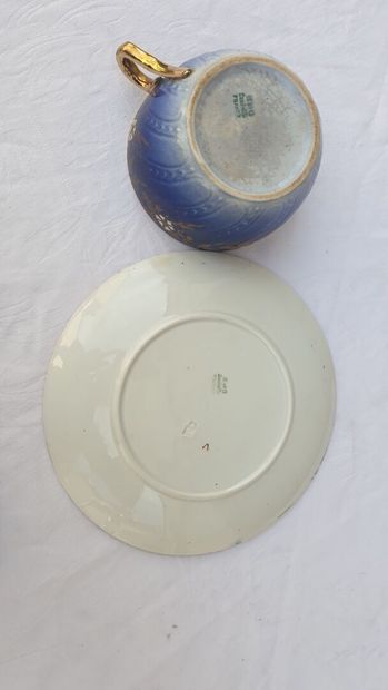 MANNETTE including :

A pair of decanters,...