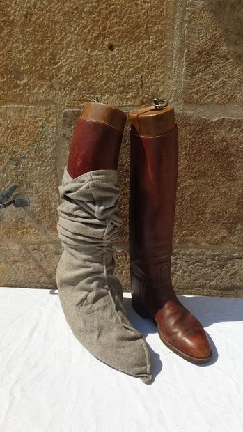 Paire de bottes d'officier en cuir.

H.52,...