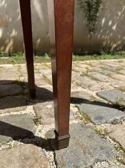 Table demi-lune en acajou et placage d'acajou,...