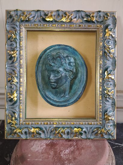 Michel LEVY (1949)

Tête d'homme

Haut relief...