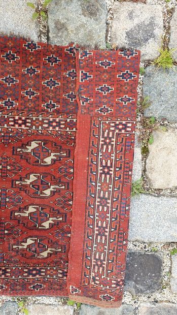 Lot of three carpets

H. 183, L. 142 cm

H....