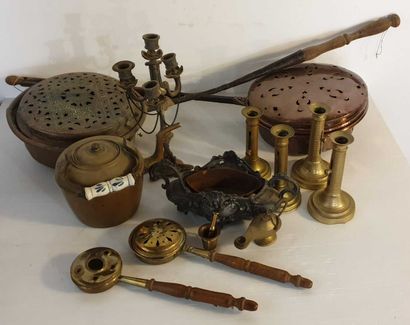 MANNETTE of copper including two basins,...