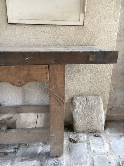 Workbench in beech, 20th century

Opening...