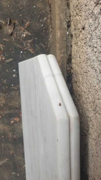 White marble radiator

H.125, W.22, D.2 ...