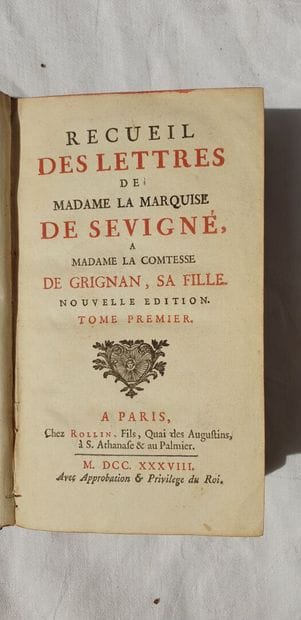 Lot of books including:

- BUFFON, Histoire...