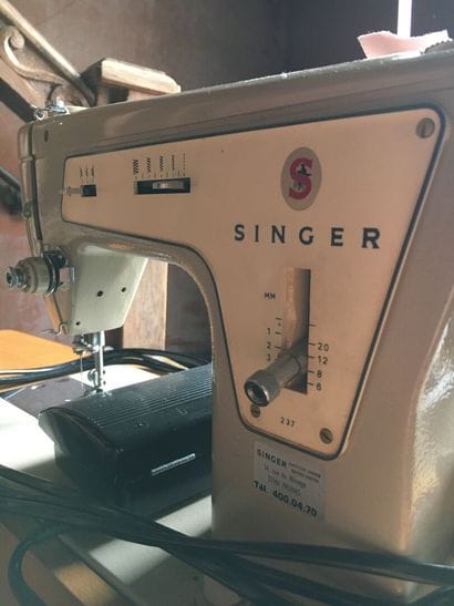 SINGER

Sewing machine