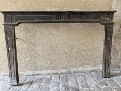 Cheminée en bois noirci, époque Louis XVI

H....