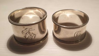 Lot of five silver goblets.

Three silver...
