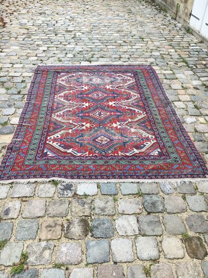 CAUCASUS, XXth century

Wool carpet with...