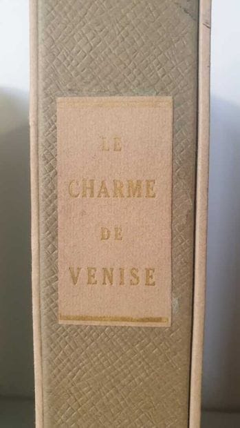 Regionalism. Three volumes, from Les Heures...