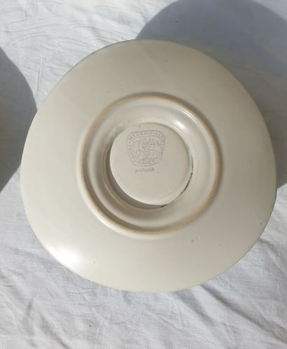 NIDERVILLER, 1970

24 plates (D. 25cm), dishes...