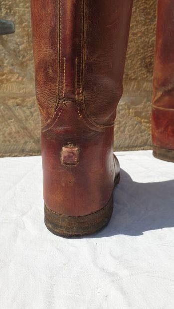 Paire de bottes d'officier en cuir.

H.52,...