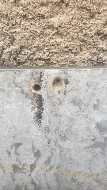 Grey marble of Saint-Anne of radiator 

74...