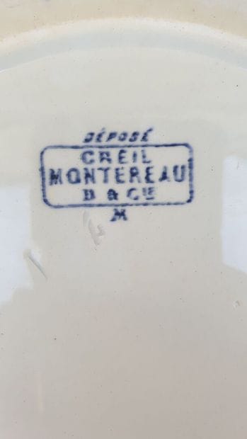Cinq assiettes, service Japon, Creil et Montereau.

D....