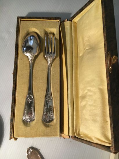 MANNETTE of silver plated metal model net...