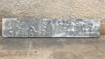 Grey marble of Saint-Anne of radiator 

74...