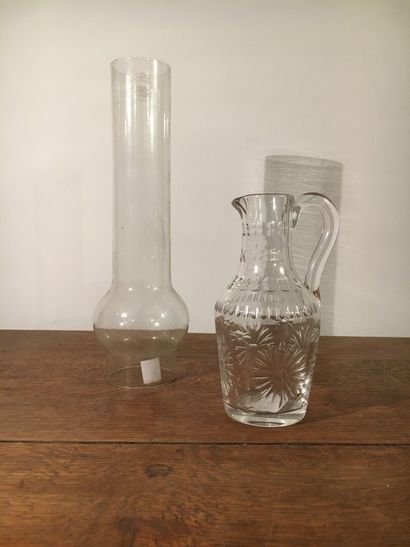 Glass decanter, early 20th century 

H. 18...